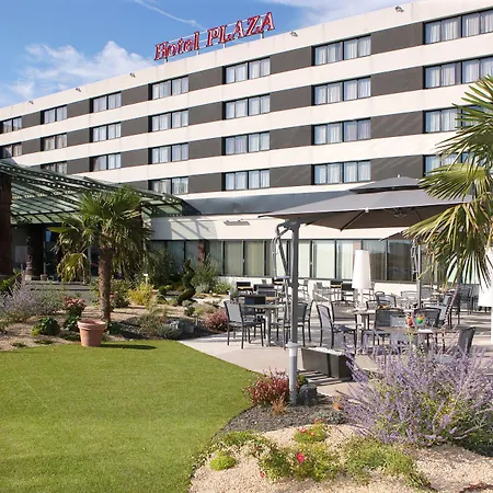 Plaza - Site Du Futuroscope Hotel