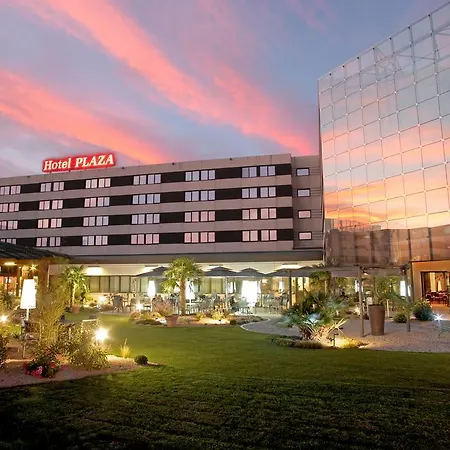 Hotel Plaza - Site Du Futuroscope 4*