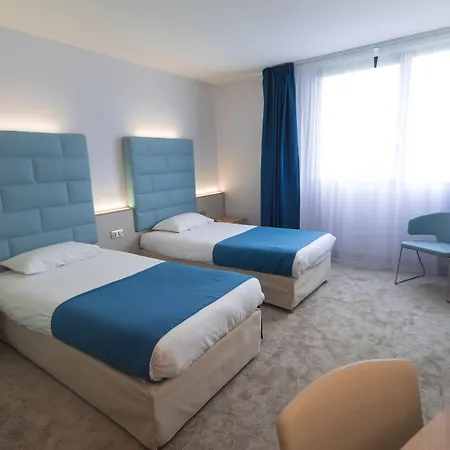 Plaza - Site Du Futuroscope Hotell 4*