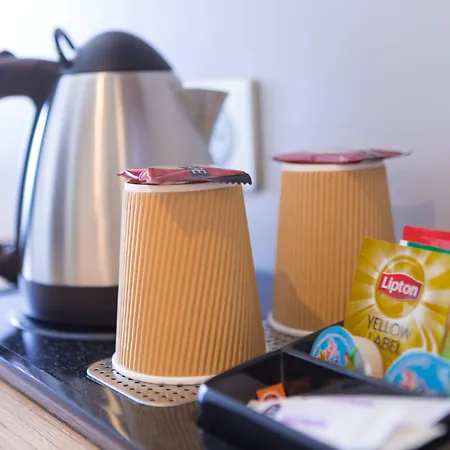 Hotel Plaza - Site Du Futuroscope