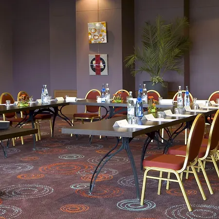 Plaza - Site Du Futuroscope 4* Chasseneuil-du-Poitou