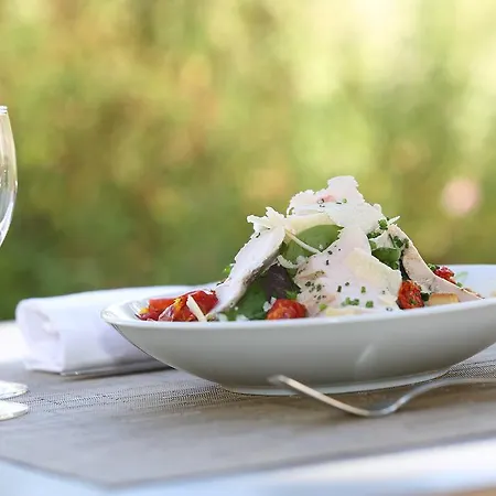 Hotel Plaza - Site Du Futuroscope 4*