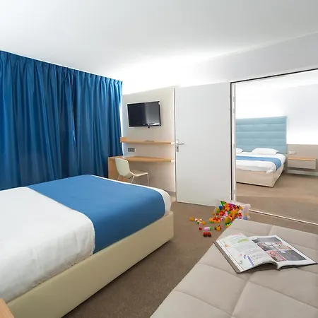 Plaza - Site Du Futuroscope