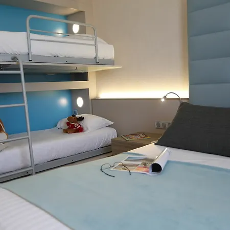 Hotel Plaza - Site Du Futuroscope