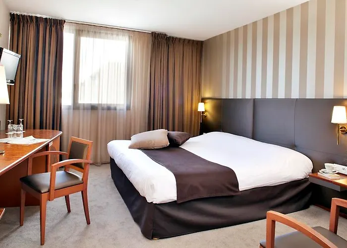 Hotel Plaza - Site Du Futuroscope Chasseneuil-du-Poitou