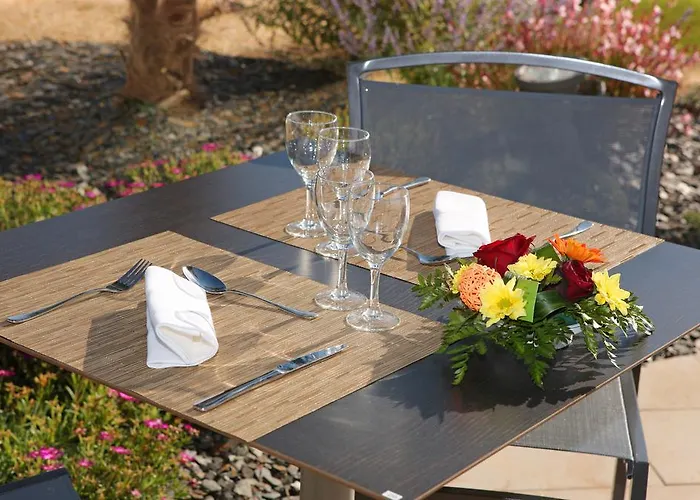 Hotel Plaza - Site Du Futuroscope Chasseneuil-du-Poitou