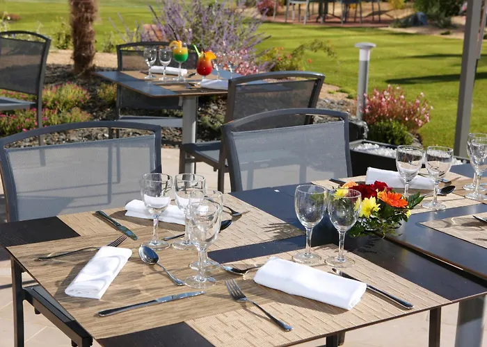 Plaza - Site Du Futuroscope Hotel Chasseneuil-du-Poitou