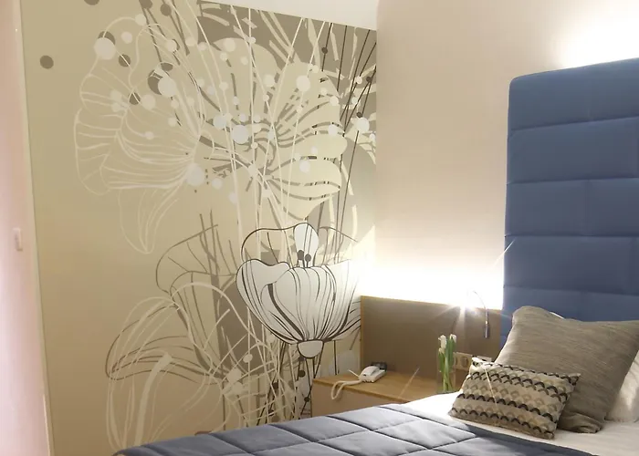 Hotel Plaza - Site Du Futuroscope